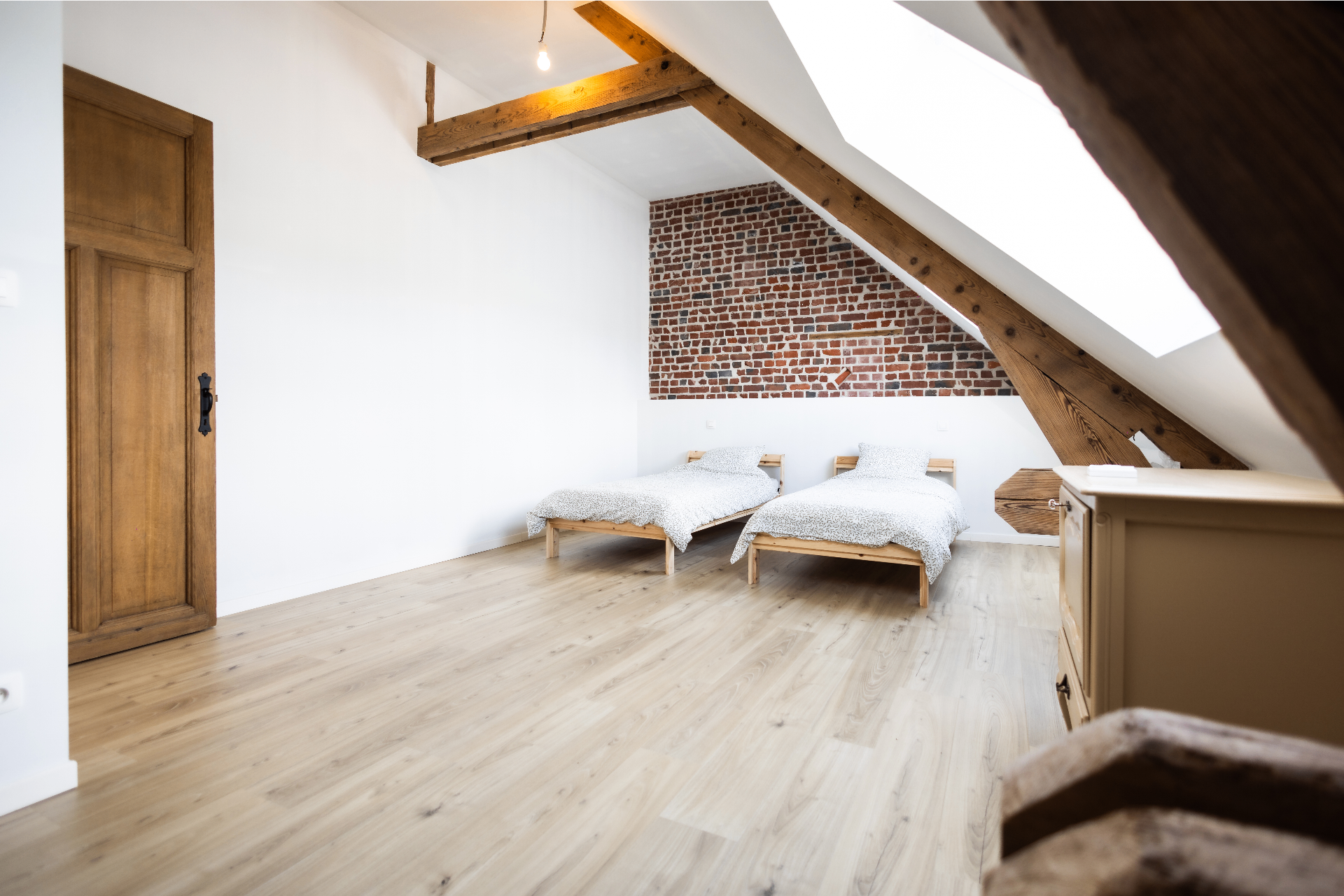 Le grenier — après rénovation par l'Agence Laura Clausier